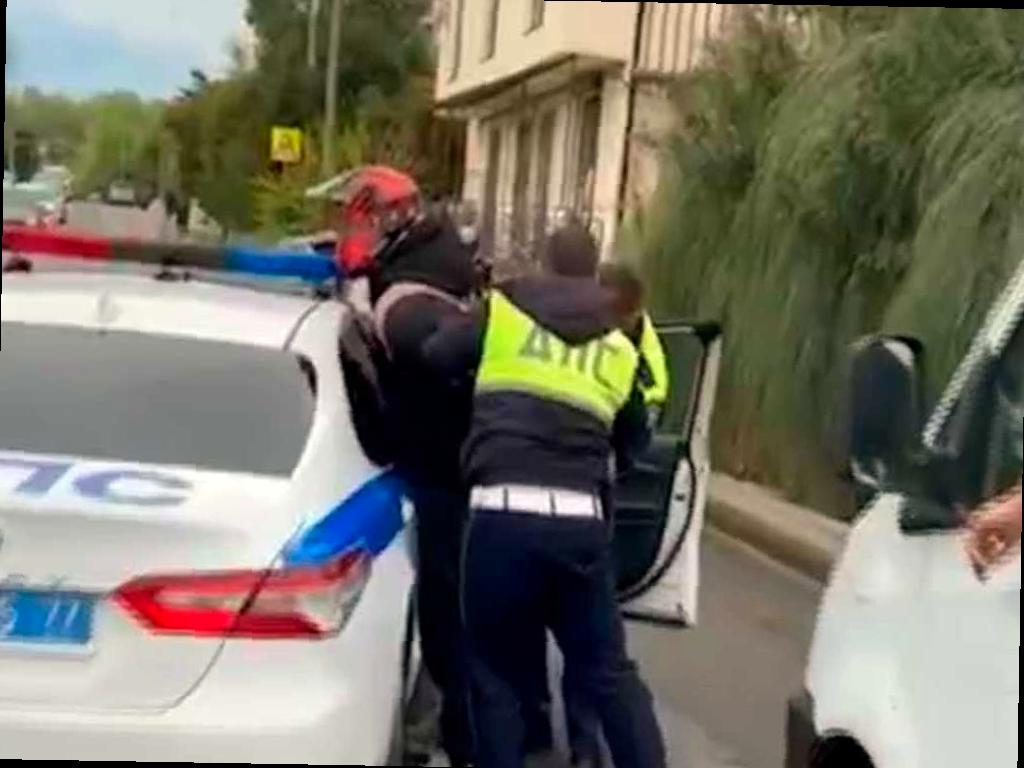 Гонка с полицией в Сириусе: мотоциклист нарушил законы