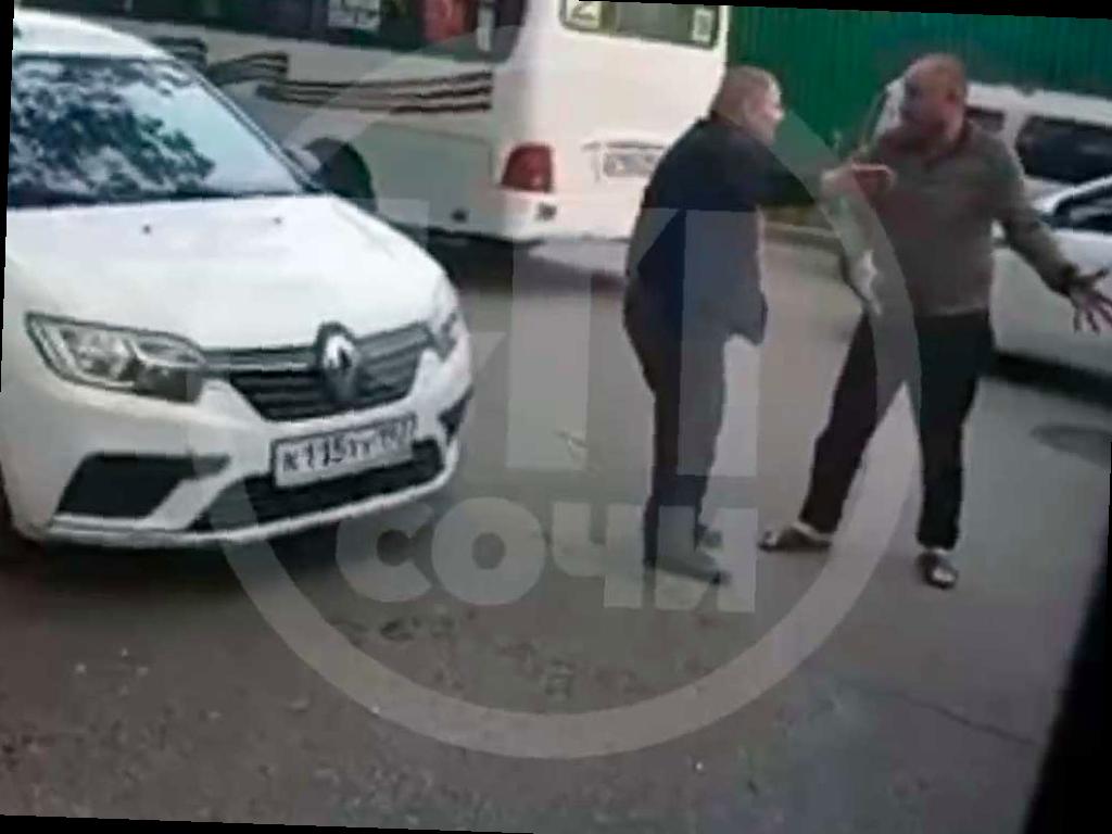 Более 20 водителей за рулем в состоянии алкогольного опьянения и инцидент с ножом в маршрутке: обзор недели в Сочи