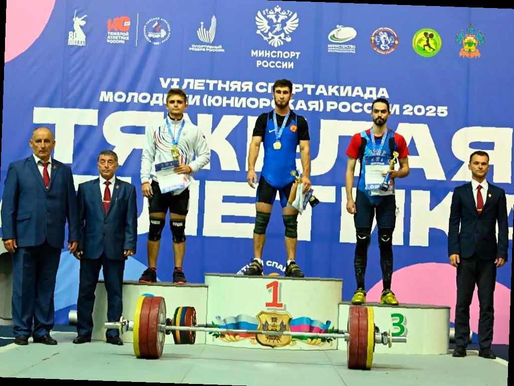Сочинцы выиграли молодежную Спартакиаду по тяжелой атлетике