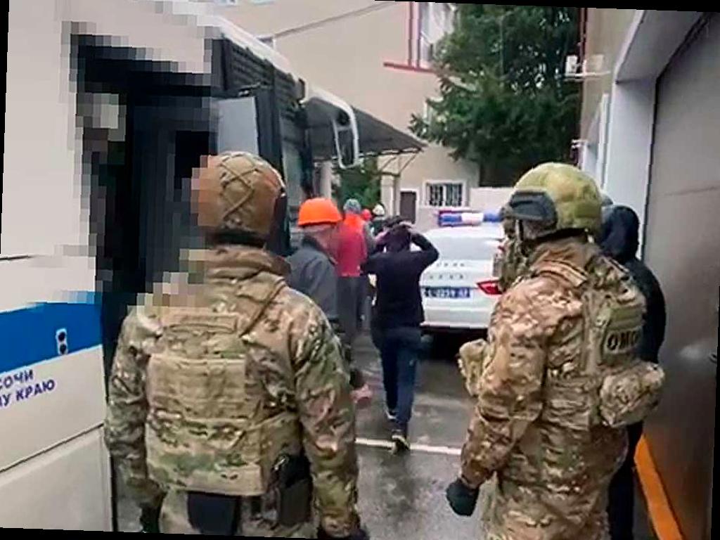 Рейд на строительной площадке в Адлере: более 30 человек задержаны
