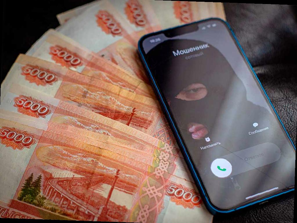 Фальшивые налоговики обманули жительницу Сочи на 330 тысяч рублей