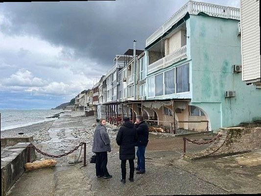 В Сочи владельцам эллингов запретили сдавать лодочные ангары туристам