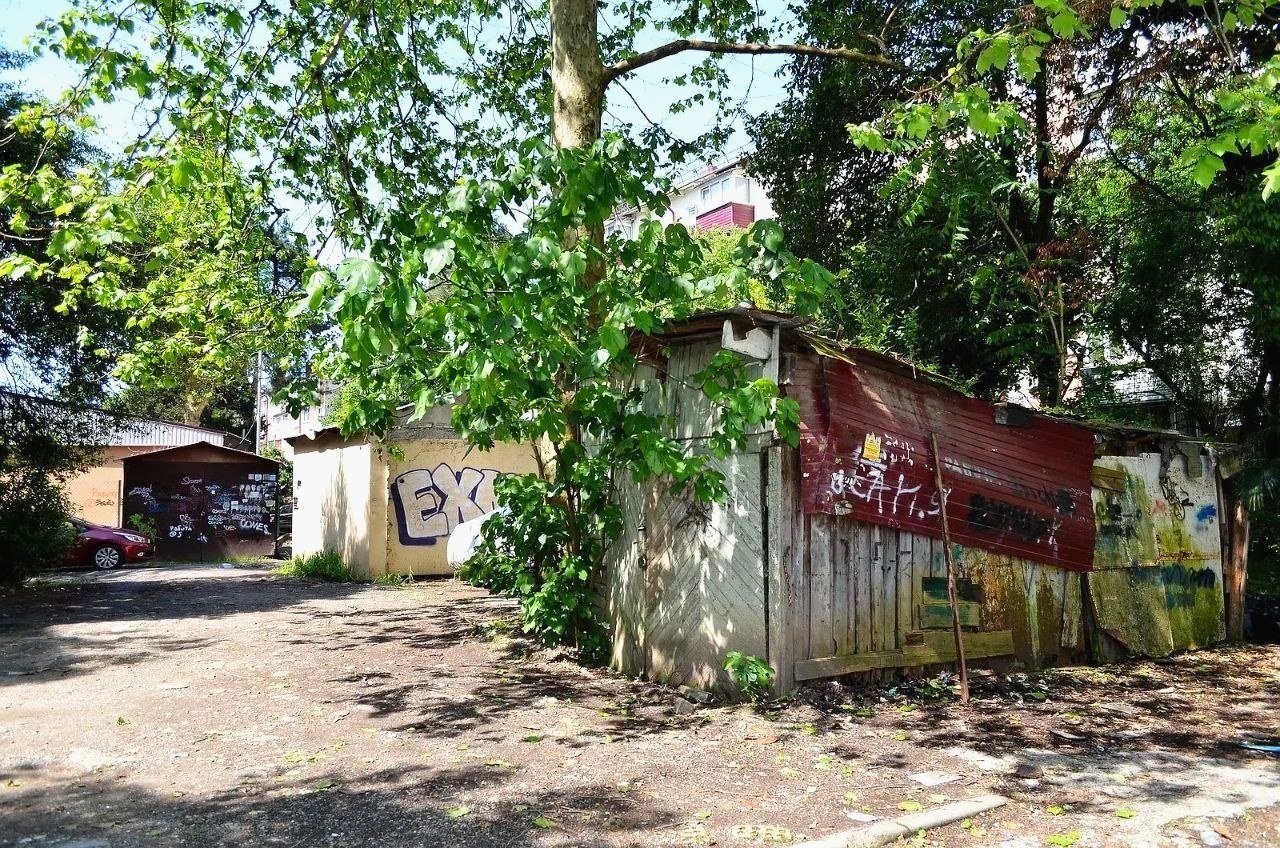 Депутат ЗСК Виктор Тепляков посетил микрорайон Гагаринский в Сочи