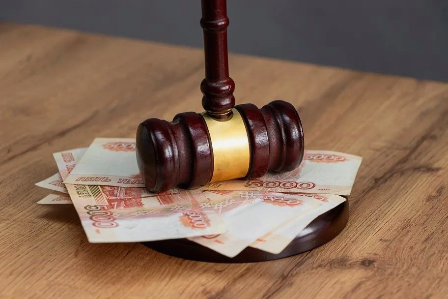 Штраф за надписи на банкнотах в Сочи
