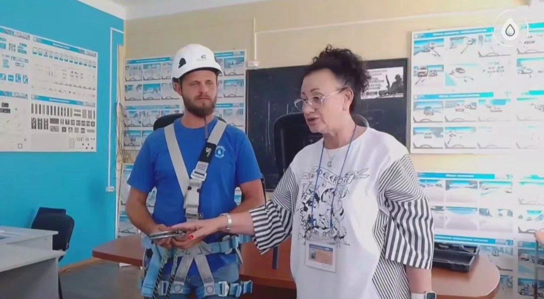 Сотрудники «Водоканала» Сочи обучились технике безопасности на высоте