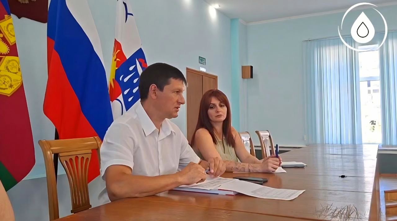 В Сочи прошло совещание с управляющими компаниями Лазаревского района по долгам за услуги