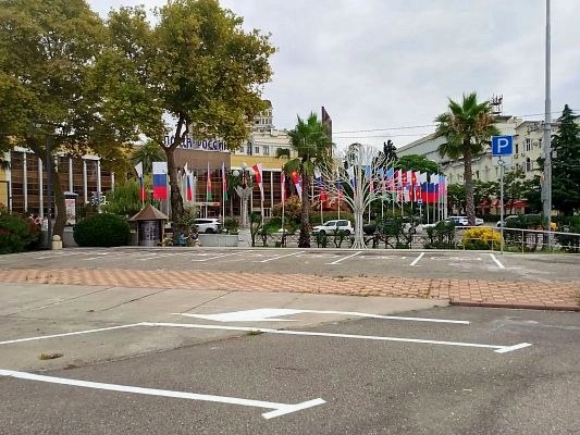 Новая муниципальная парковка на 123 места открылась в центре Сочи